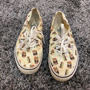 Skull Pineapple Vans